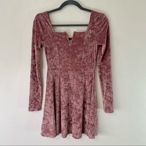 Mauve Crushed Velvet Long Sleeve Mini Dress Small